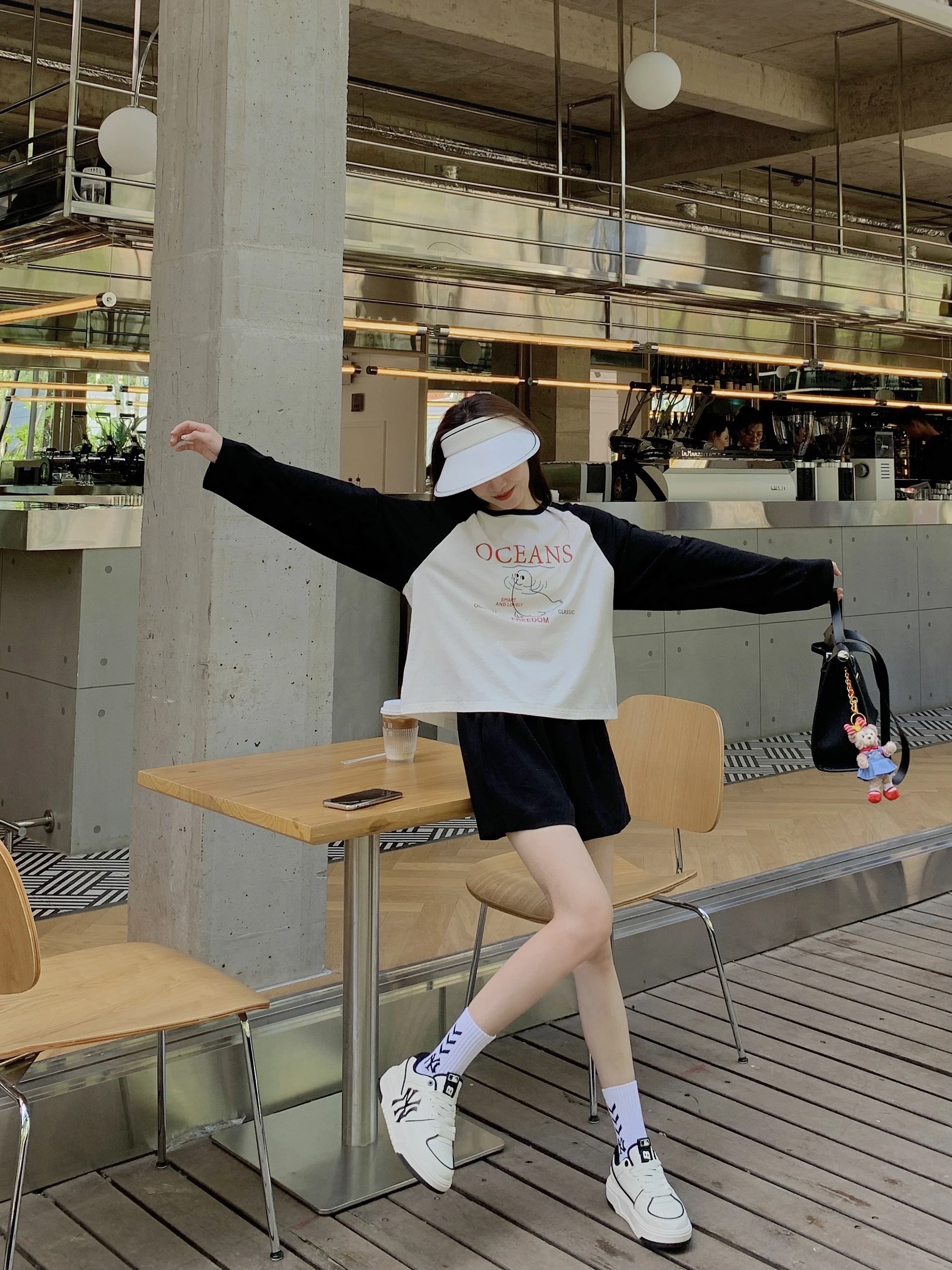 

Футболка FF BLUE Original Illustration для женщин, с защитой от солнца, открытые плечи, тема охраны морских ресурсов