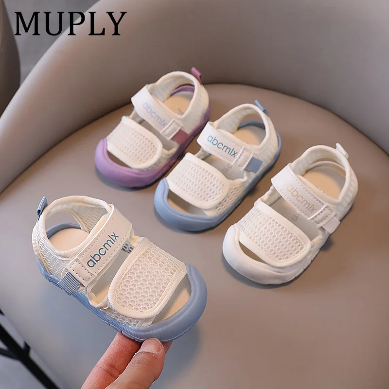 

Летние сетчатые сандалии для девочек 2026 года: нескользящие, дышащие, для малышей, пляжная обувь