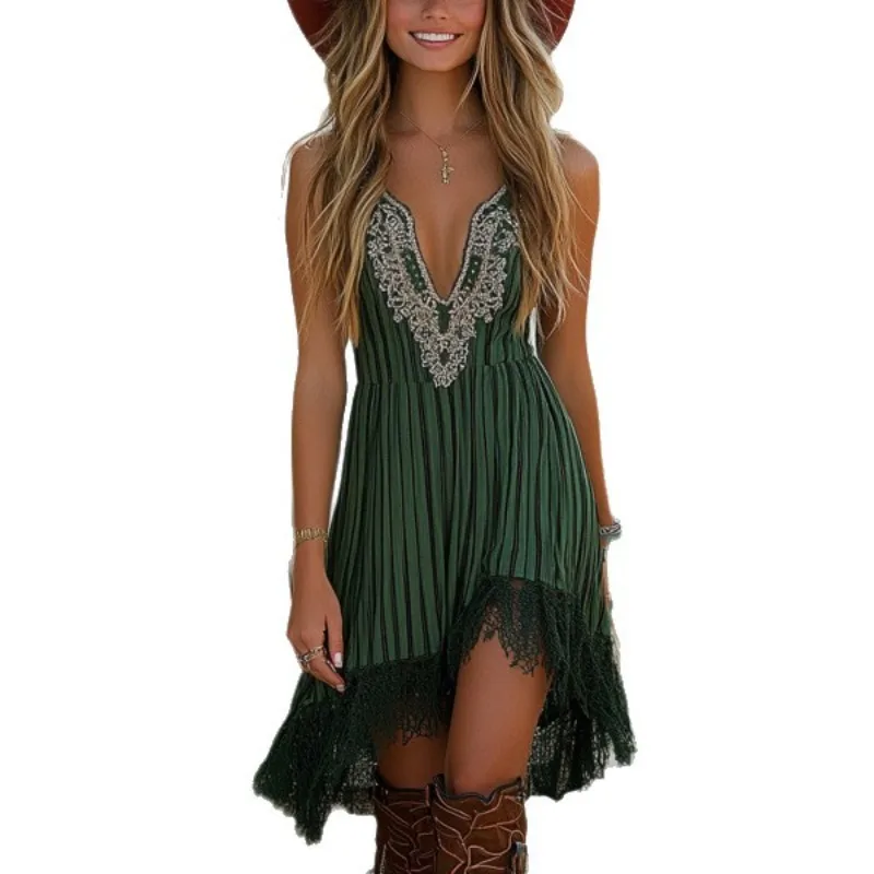 Damska sukienka w stylu western boho - Sukienka letnia w paski, patchworkowa, z frędzlami, bez rękawów, z dekoltem w serek, seksowna, w jednolitym kolorze.