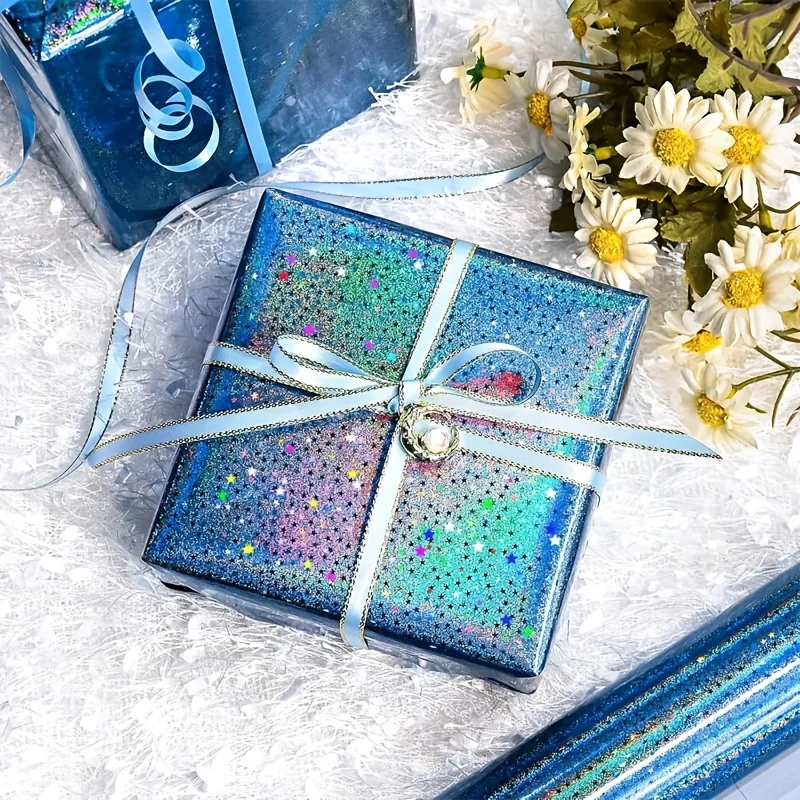 Blaues Farbverlauf-Stern-Geschenkpapier, Holografischer Stern. Für Geburtstage, Abschlussfeiern, Hochzeiten, Babypartys und Themenpartys – Detail 8