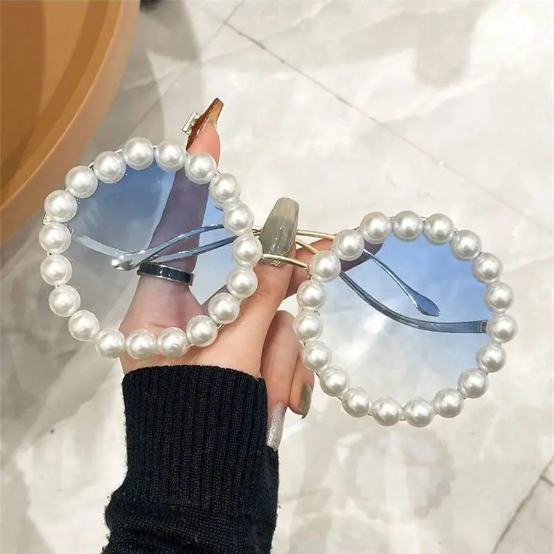 2026 New Round Frame Sunglasses Women's Pearl Glasses Design Wave Shaped Legs Fashion Sunscreen Sunglasses