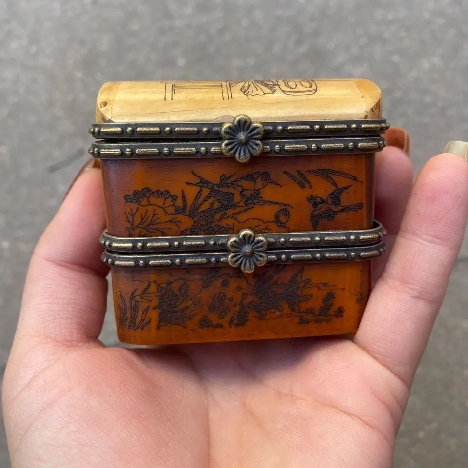 Bone carving double-layer jewelry box engraved lady classical high-end jewelry box ancient style