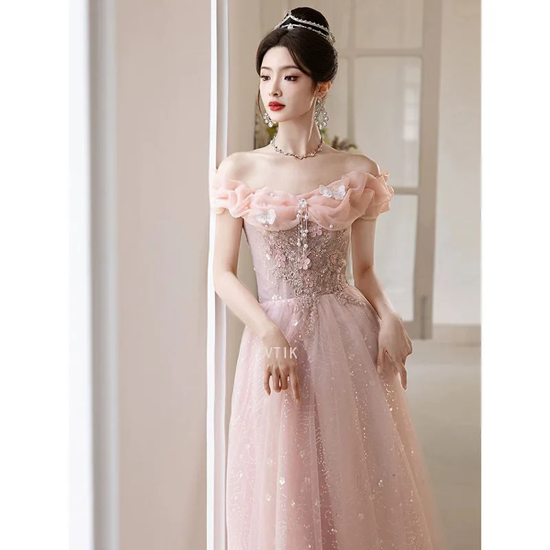 Vestido de noche rosa ligero de lujo con hombros descubiertos, apliques delicados, cintura delgada, vestidos largos de graduación, vestido elegante para ocasiones formales