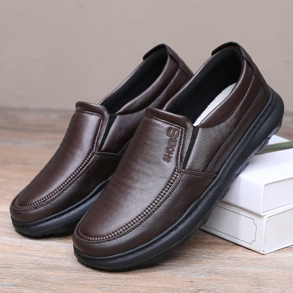 

Men Shoes Allseason Loafers For Men Casual Shoes Slip On Driving Shoes Designer Lightweight Luxury Shoes Soft Moccasin