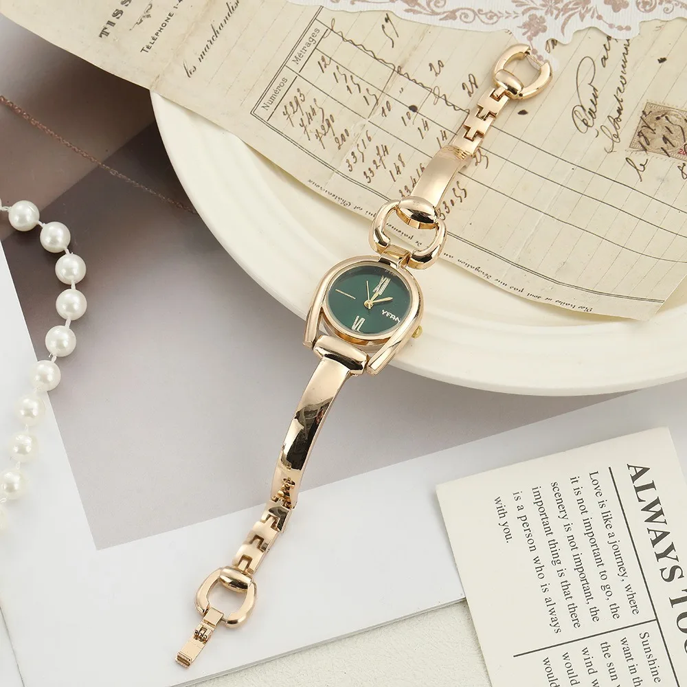 

Новые круглые часы-браслет с элегантным дизайном и кнопкой-застежкой, женские часы в подарок, металлический браслет, кварцевые часы для женщин