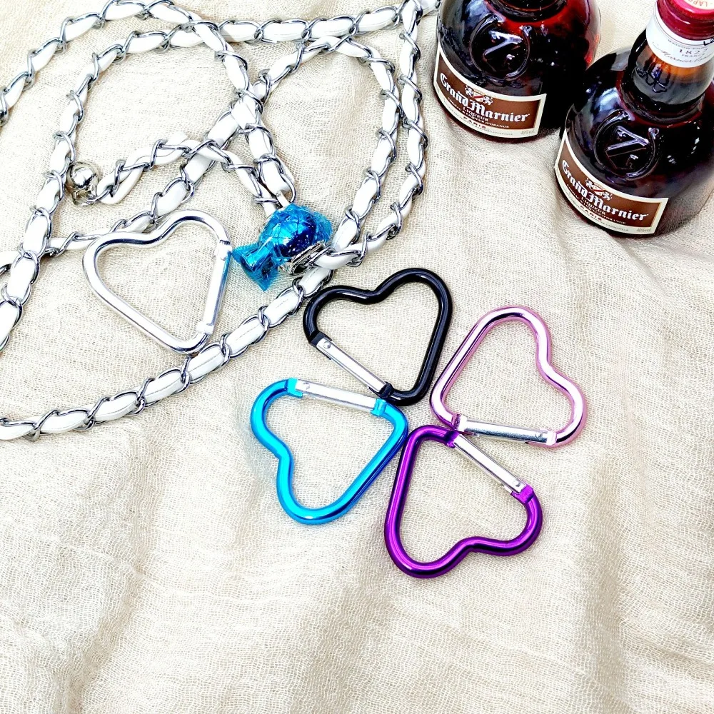 

Manufacturer Supply High Quality Heart-shaped Aluminum Customized Keychain Alloy Carabiner Outdoor Keyring Hanging Buckle