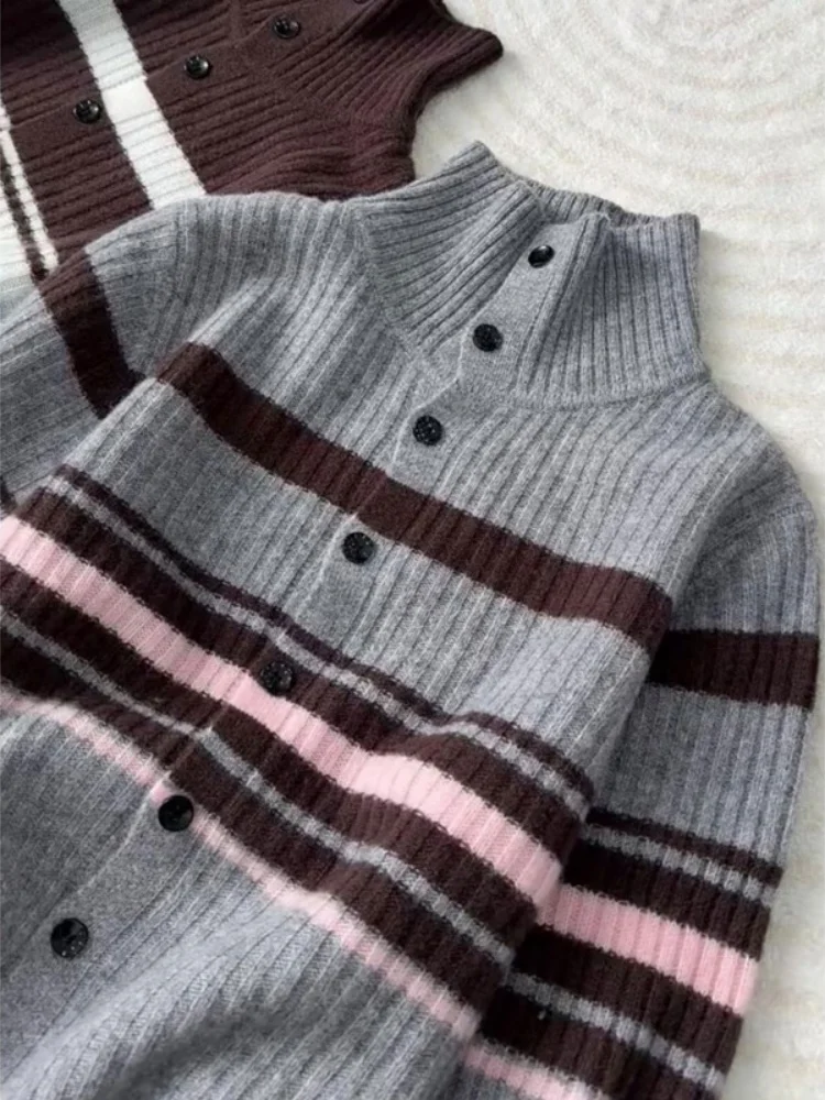 

Korean Striped Stand Collar Knitted Jaet ular Women's Sweater Unique Beautiful Top Winter Long Sve Commute Sle