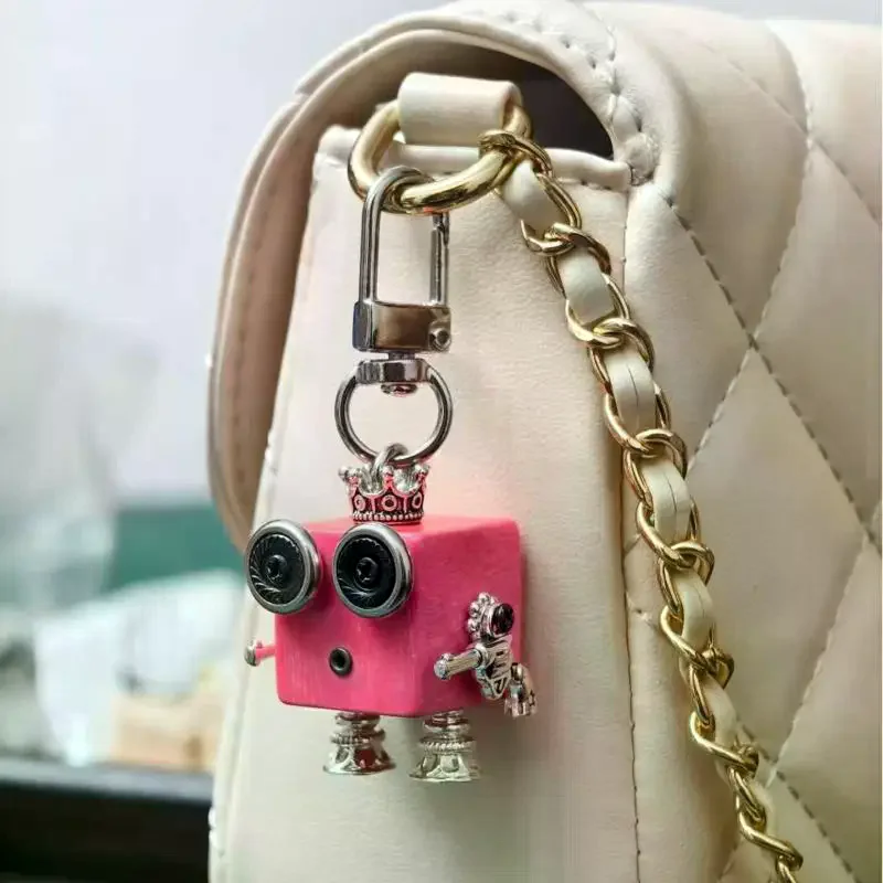Lovely Hand-made Punk Wooden Metal Steampunk Robot Charactors Keychain Pedant Necklace For Bag Charm Cool Jewelry Gift