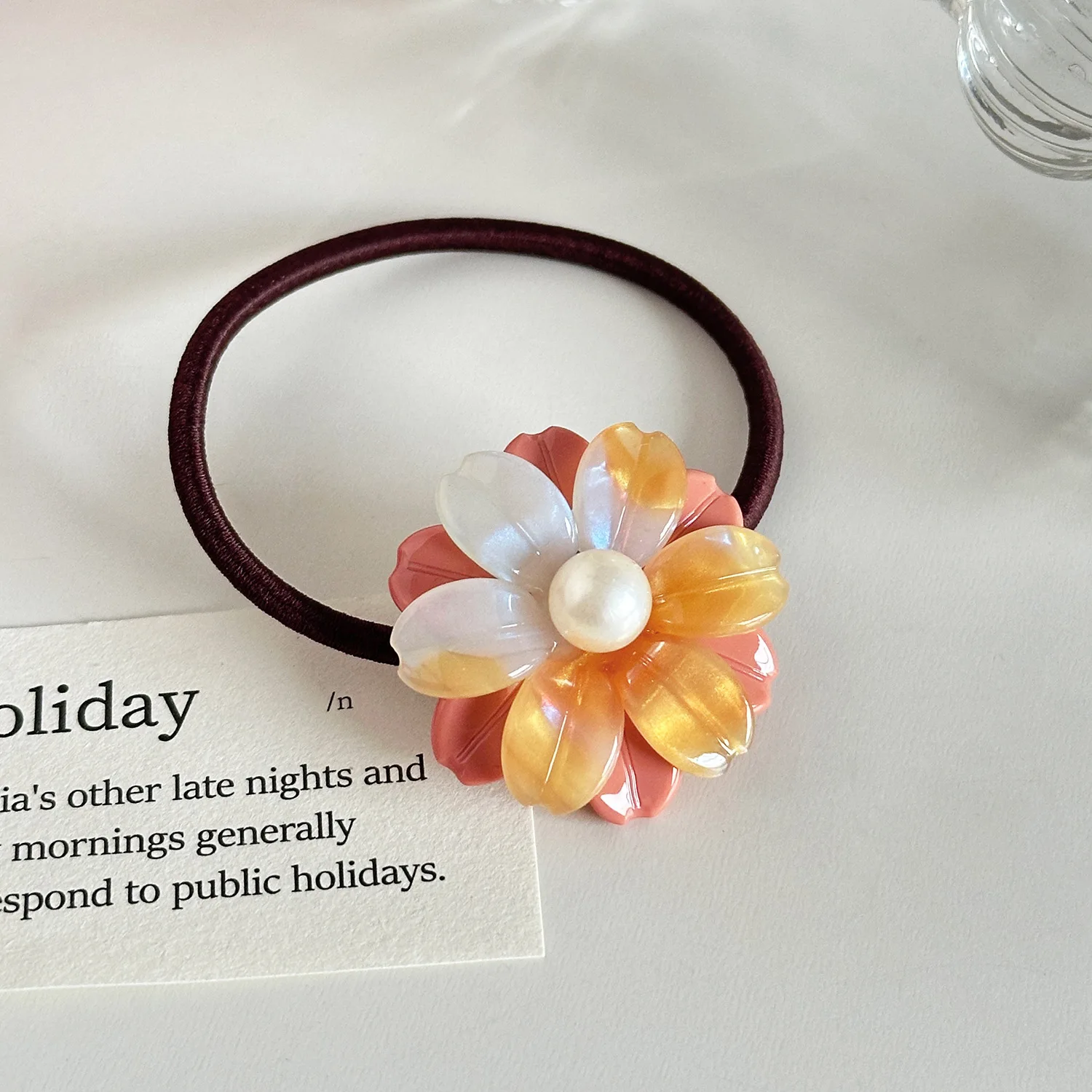 

Жемчужная повязка для волос, 1 шт., корейская резинка для волос из ацетата Dahlia, высокоэластичная резинка для густых волос, гладкий хвост, шикарный аксессуар