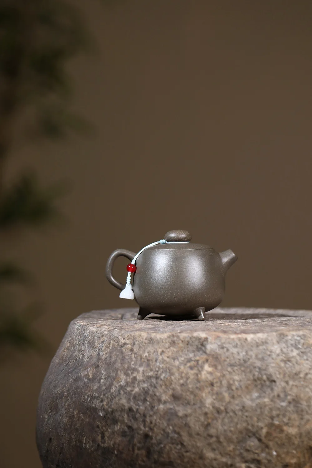 Raw Ore Clear Grey Duan Clay Zisha Teapot, Artisan Handmade Three-Legged Jiuding Pot, Traditional Yixing Collectible Premium