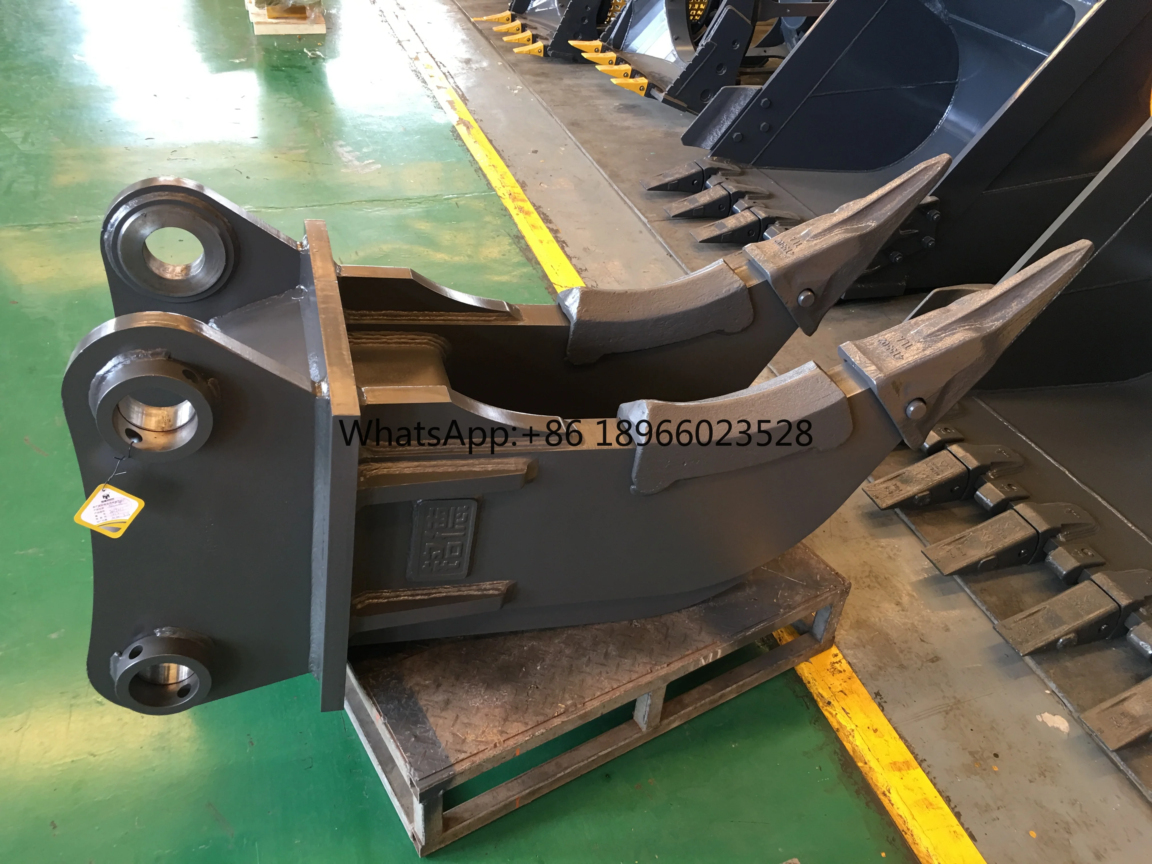 high performance new Excavator Ripper double shanks dual ripper Bucket Equip heavy duty Wear Resistant Tooth