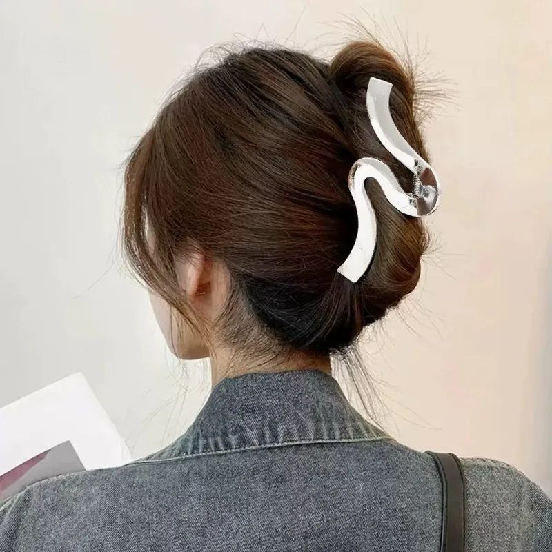 Nachahmung Metall Silber Hochwertige Große Kopf Clip Haar Zubehör Für Frauen – Detail 4