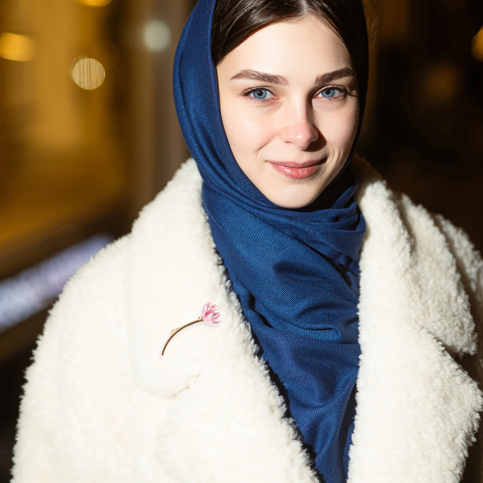 

Tulip Flower Brooch Metal Lapel Decorative Clothes Pin For Women Elegant Shawl Scarf Hat Accessory Durable Suit Pin Gift Idea