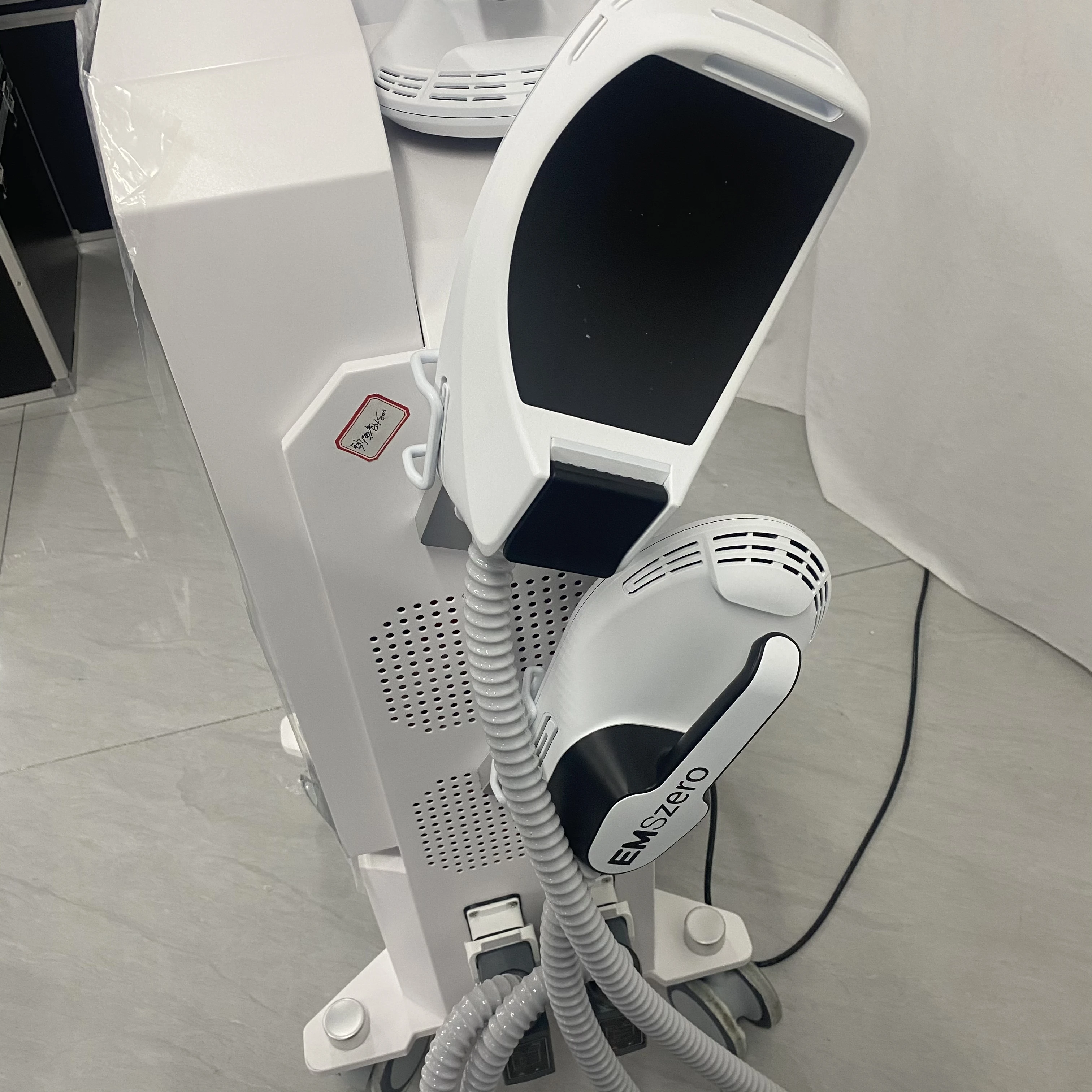 EMSzero Sculpt Machine 15Tesla 6500w 200HZ EMS RF Fat Slimming Burning Muscle Stimulation Body Sculpting Electromagnetic Therapy