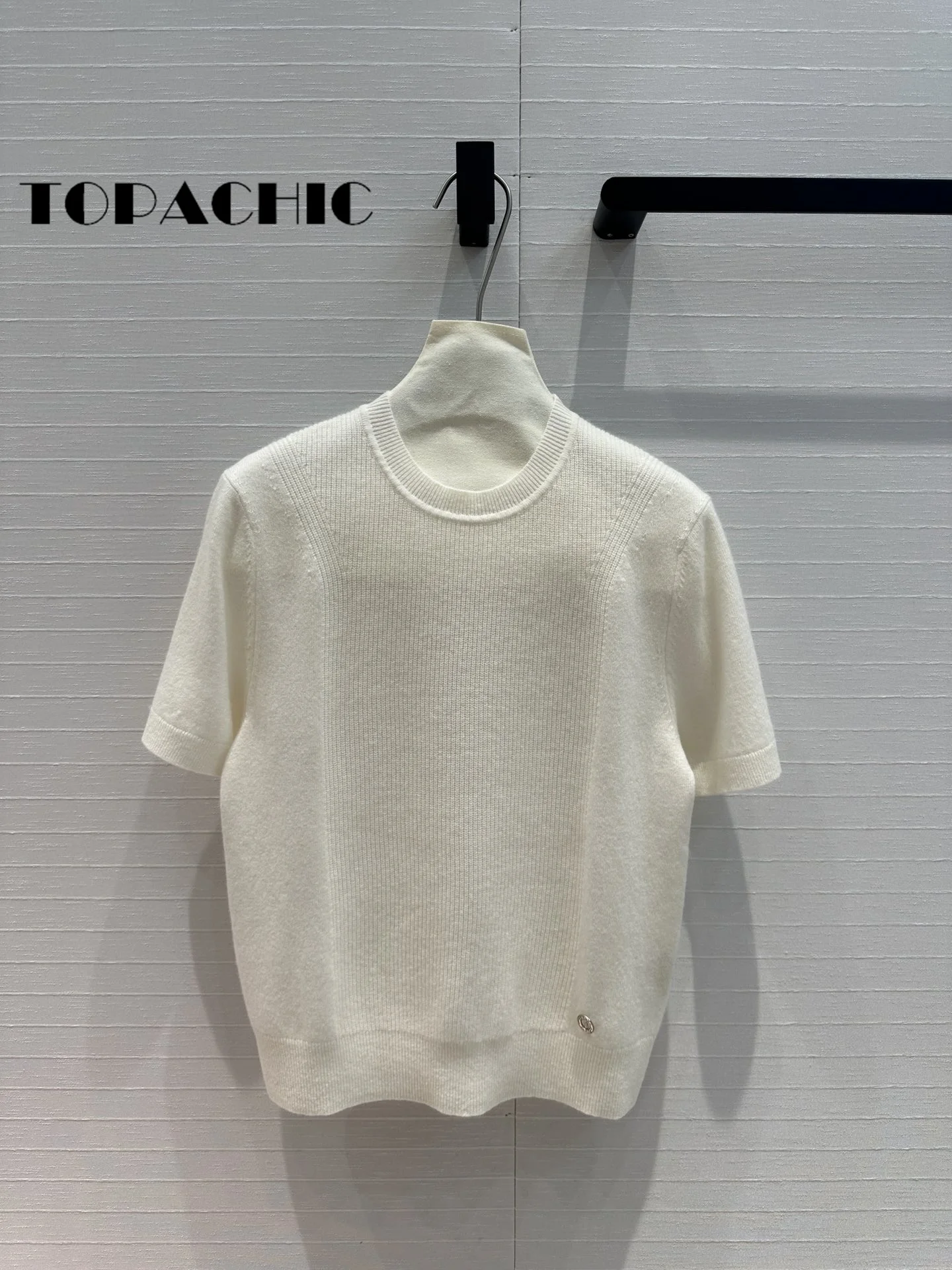 7.15 TOPACHIC Solid Simple All-matches O-Neck Ribbed Knitwear Top Fit Women Metal Decoration Short Sleeve Cashmere Knit Sweater