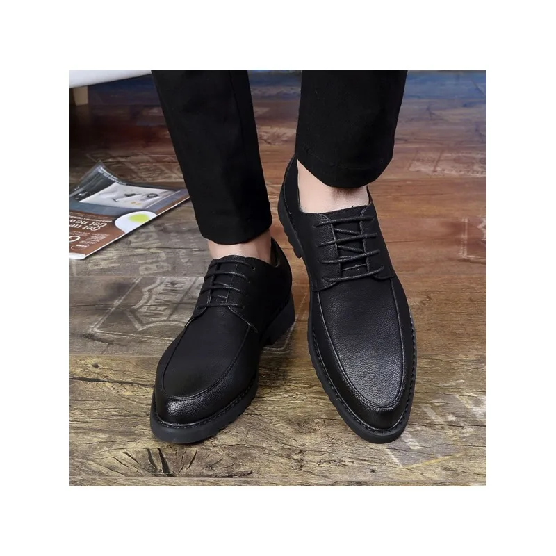 Scarpe eleganti formali da uomo stile stringato semplice