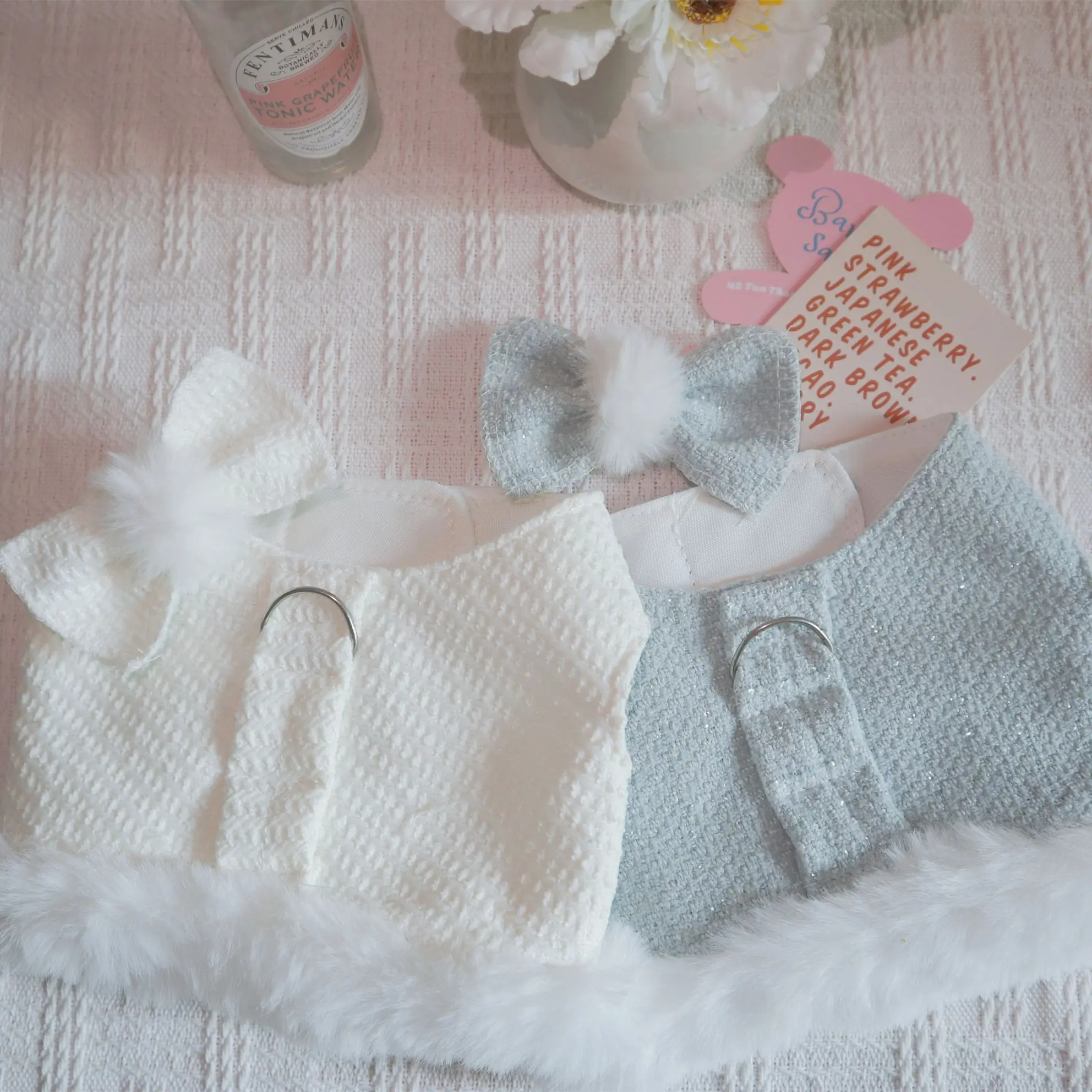 Dog Clothes Cute Plush Bow Traction Vest Autumn and Winter Woolen Chest Strap White Noblewoman Fur Edge Strap Traction Rope