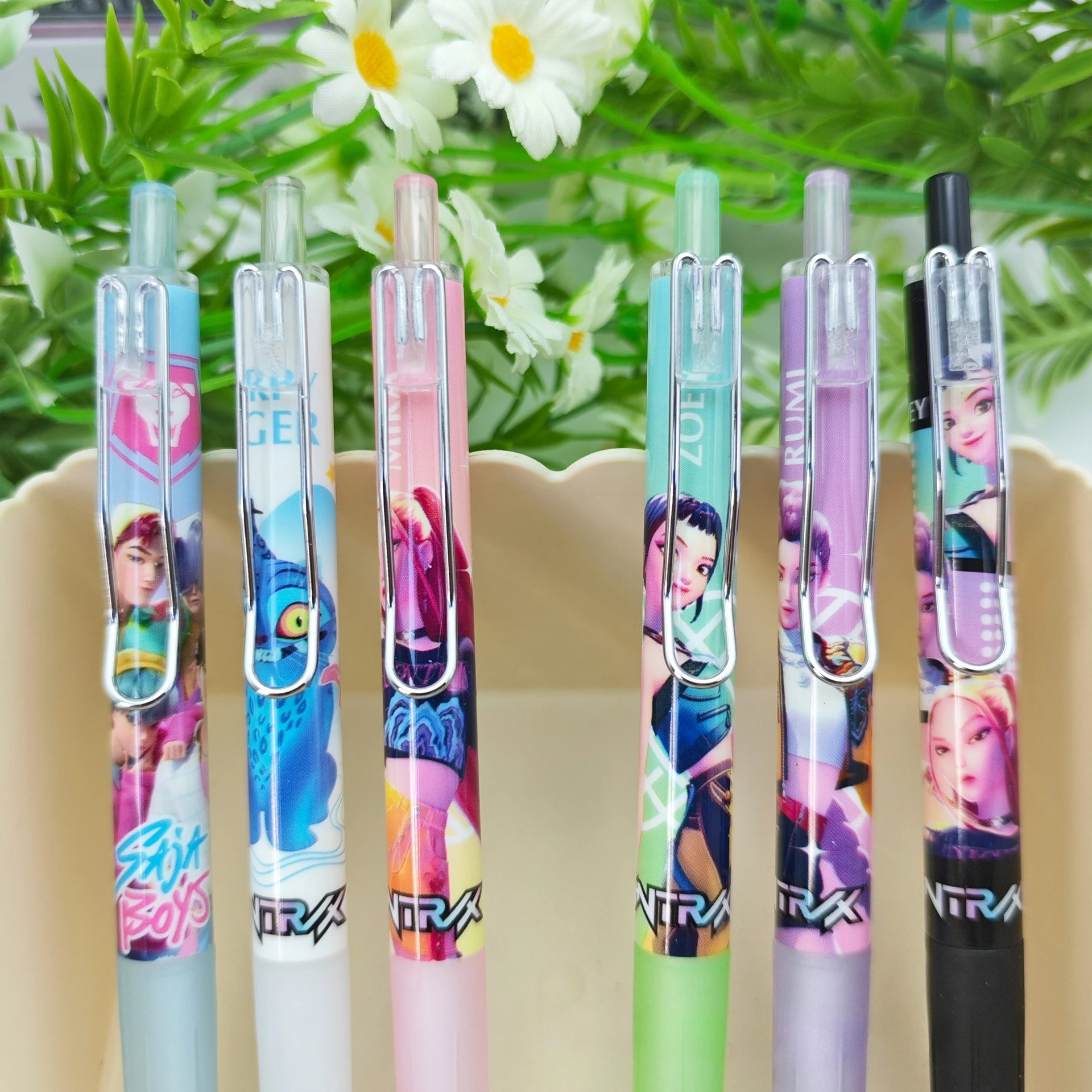 1/3/6/12 個 KPop デーモンハンターズ黒インクペン学生筆記描画ゲルペンアニメフィギュア文具学習用品ギフト 0.5 ミリメートル