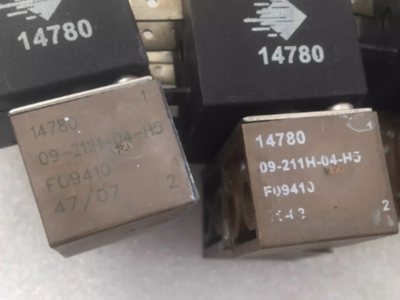 

CH-1290 14780 09-211H-04-H5 для жидкости