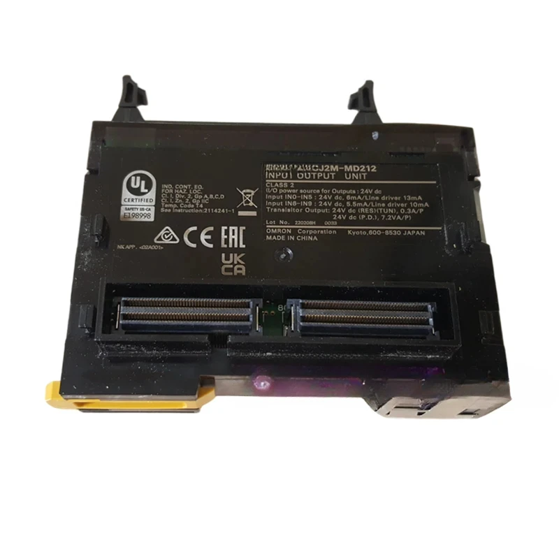 Autentico ingresso/uscita originale CJ2M-MD211 CJ2M-MD212