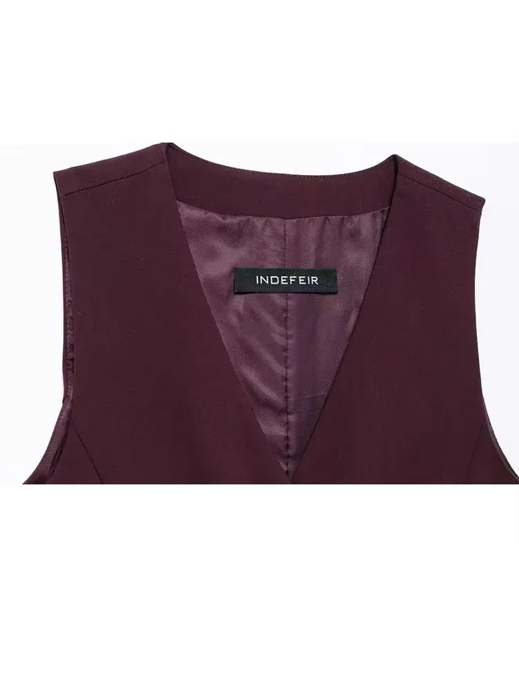 HH Female Streetwear Style Chic Tops Wine Red V-Neck Sleeveless Buttons Single Breasted Summer Vest Tops Woman 2024 Trendy