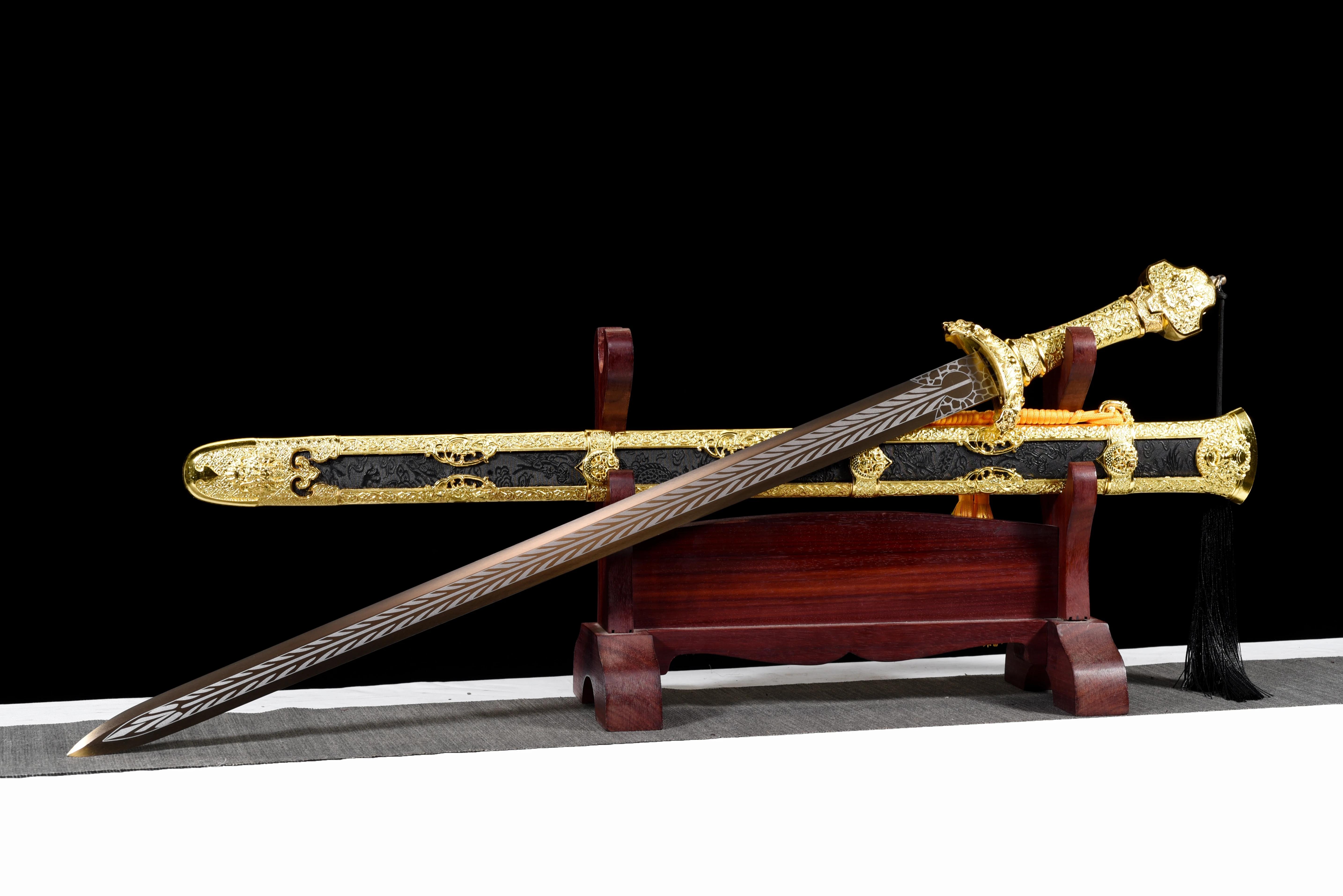 cosplay role-playing performance decoration Golden samurai sword not sharp real steel katana martial arts enthusiast collection