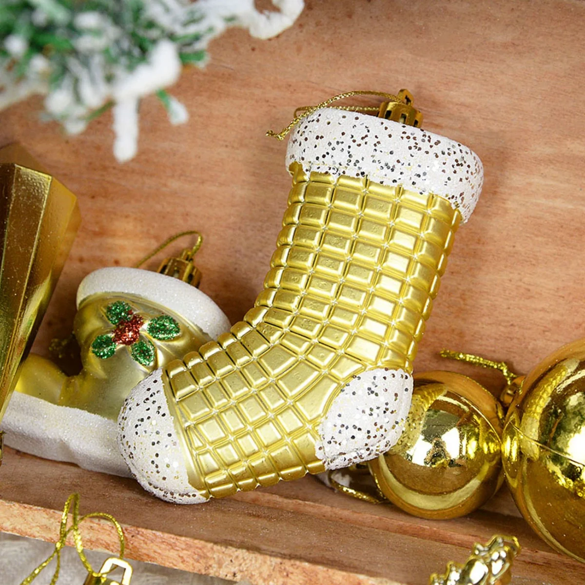 21pcs/Set Assorted Christmas Hanging Ornament Plastic Xmas Baubles Boot Icicle Drop Shaped Pendants Home Party Decoration