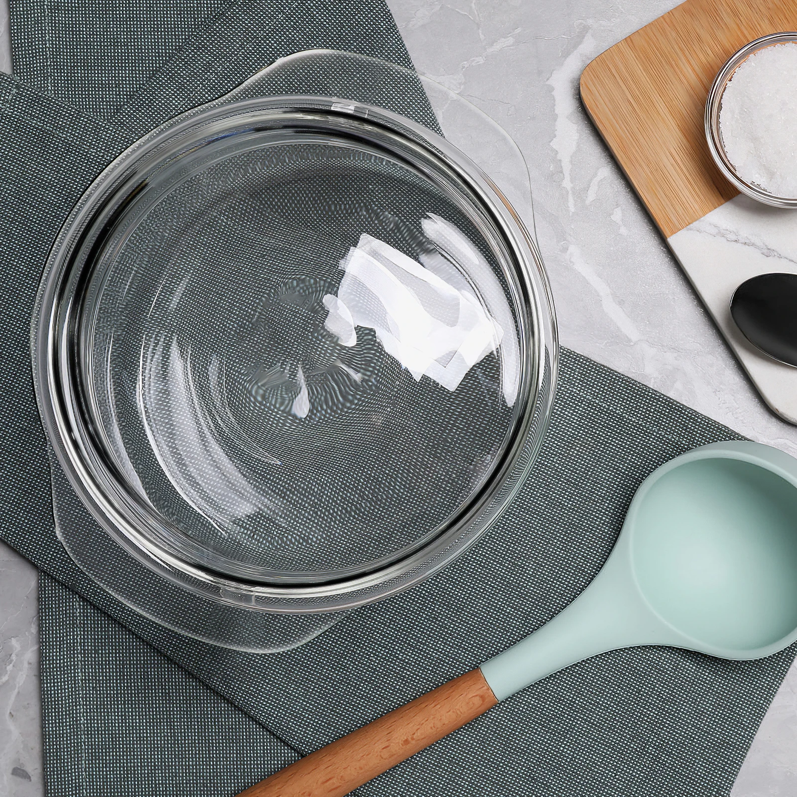 

1pc Splash Proof Glass Cover Microwave Food Covers for Cooking Steam Bowl Guard Splatter Plate Cover Kitchen Bar Utensils
