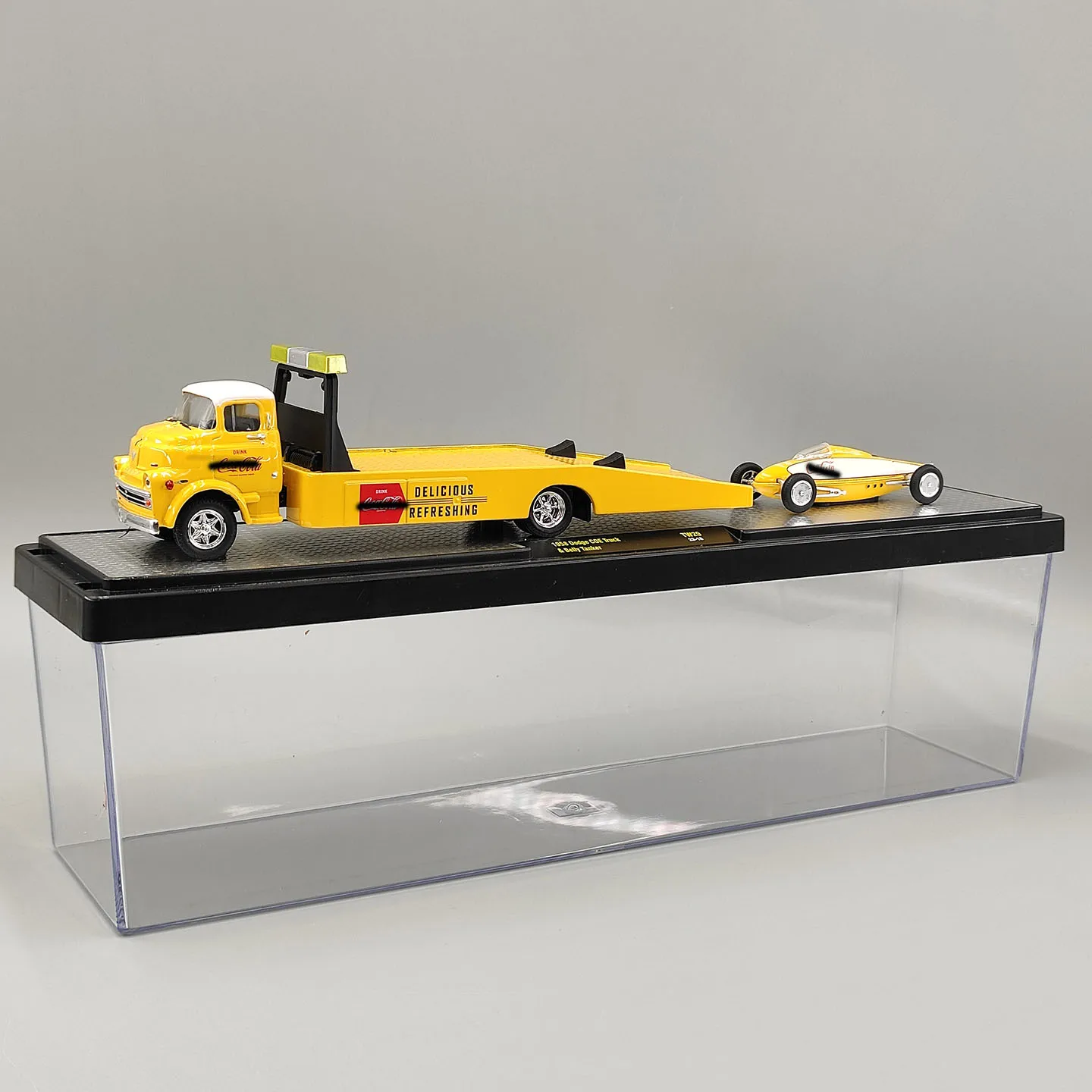 Diecast M2 1:64 Scale 1958 COE Truck & Belly Tanker Alloy Car Model