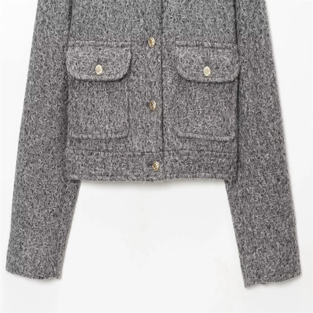 Giacca invernale in pelle di perle impreziosita da bottoni dorati alla moda da donna nuova