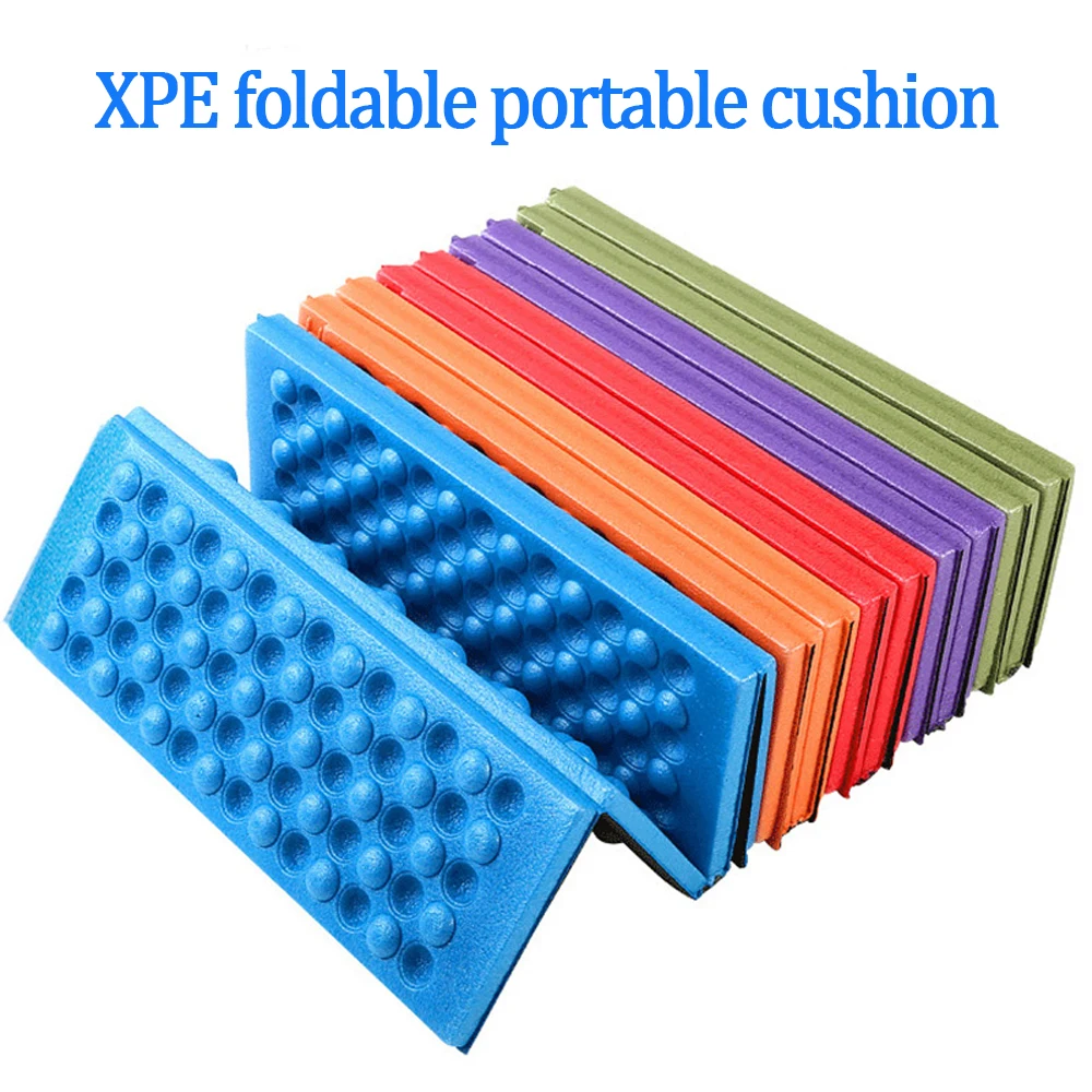 

4-Fold XPE Cushion Outdoor Hiking Picnic Sitting Honeycomb Massage Mat Park Foldable Pillow Camping Training Moisture-proof Pad