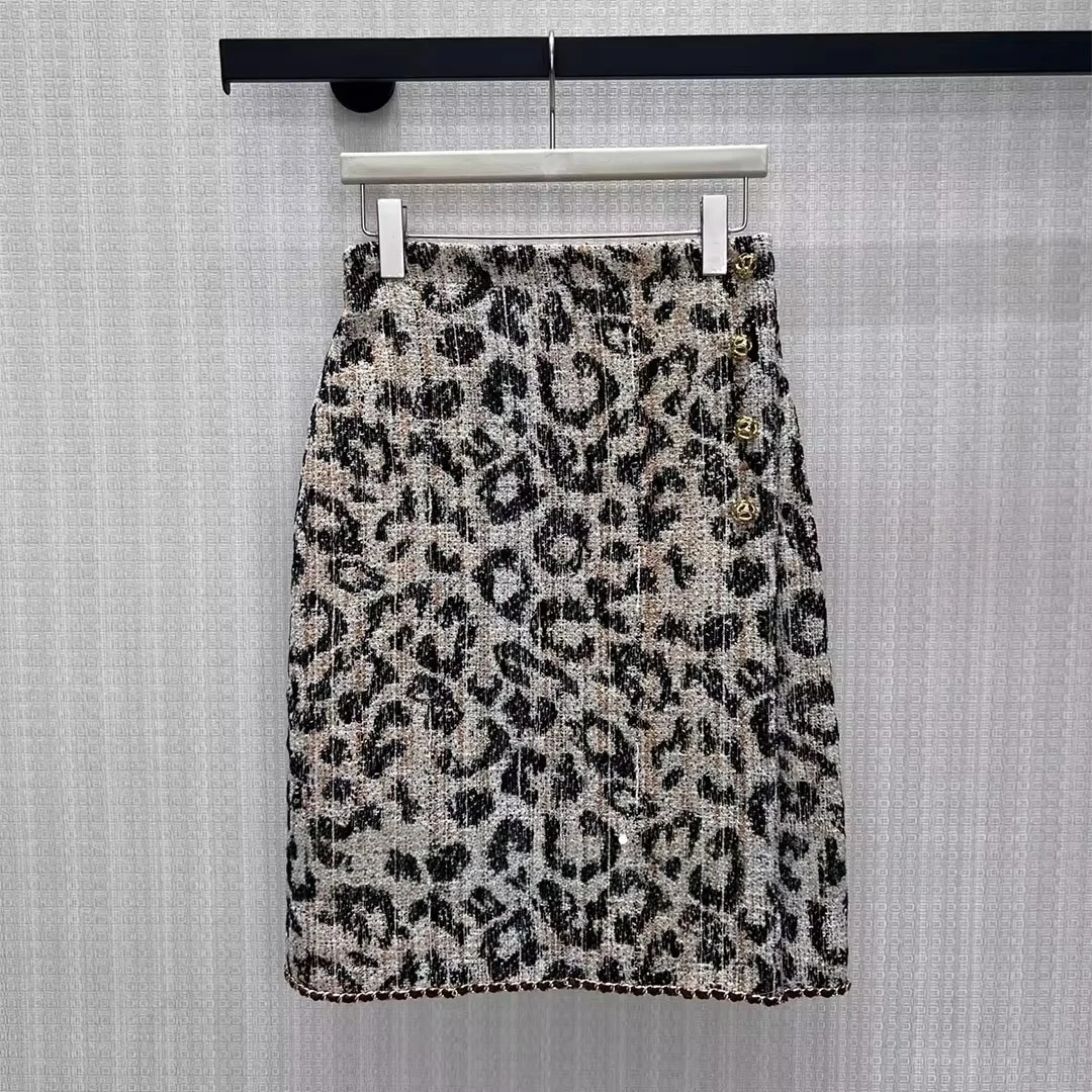 Wild Leopard Pattern Tweed Woven Straight Tube Skirt Women High Waist Gold Buttons Decorated with Chain New Fall Winter Retro
