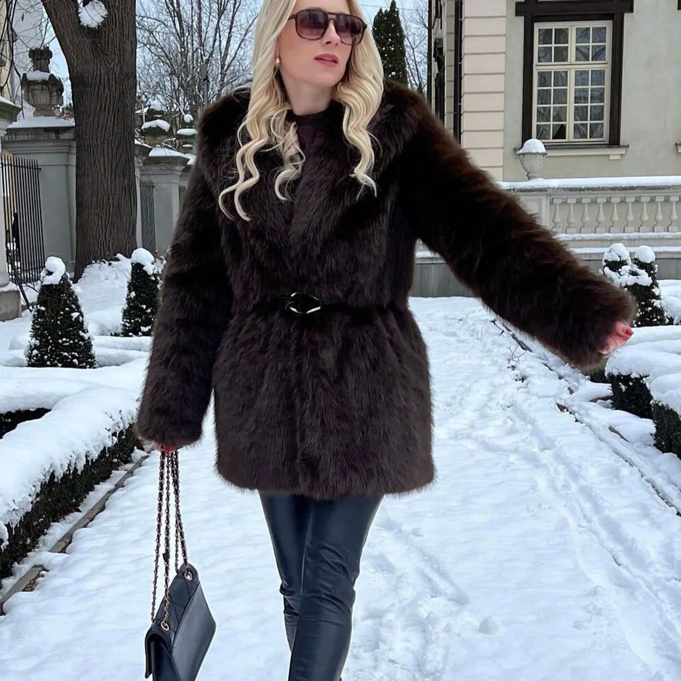 Herfst Winter Bontjas Zak Dikke Warme Bovenkleding Jas Met Lange Mouwen Chique Luxe High-end Nepbont Revers Jas Dames Retro Riem