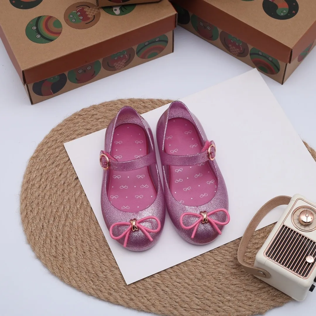 Classical Little Bowknot Silver Girl Spring Jelly Shoes Princess Fashion Flat Single Shoes Children PVC Soft Beach Sandal HMI102