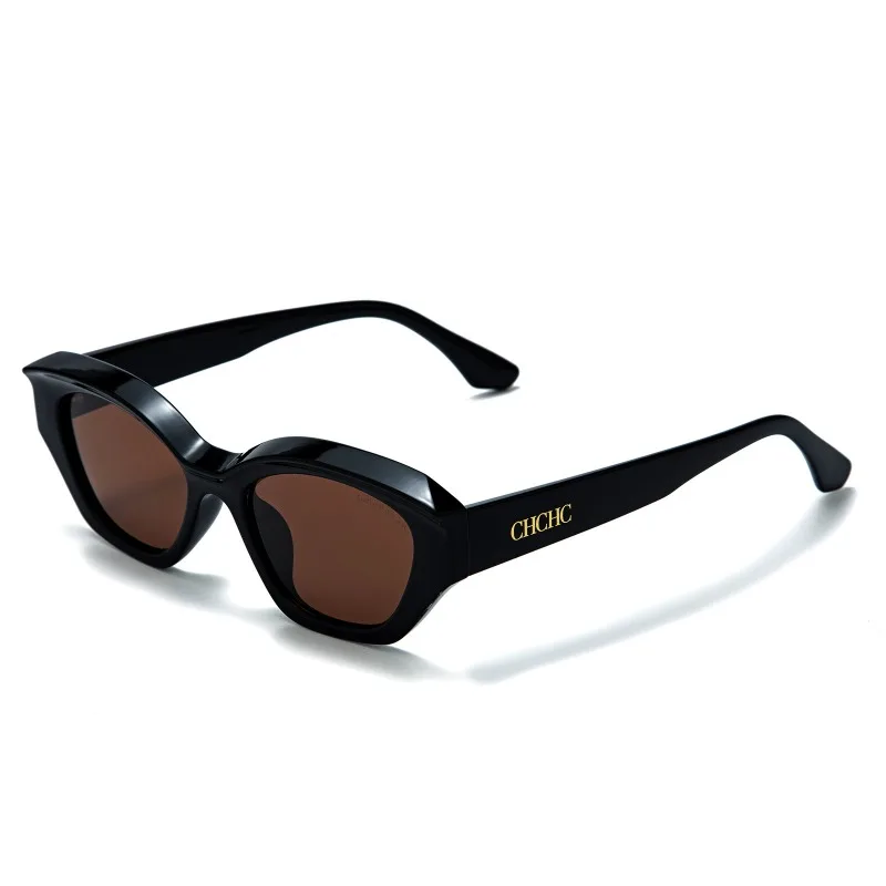 CHHC Trendy Geometric Cat Eye Sunglasses Thick Angular Frame UV400 Protection Fashion Party Daily Sun Glasses For Women