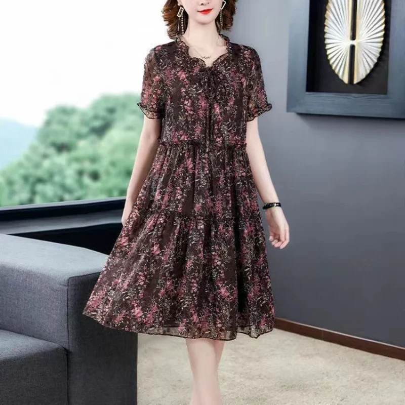 

2024 New Summer Gauze Floral Loose Oversized Medium and Long Waist Fashion Casual Short Sleeve V-Neck Simplicity Commute Dress