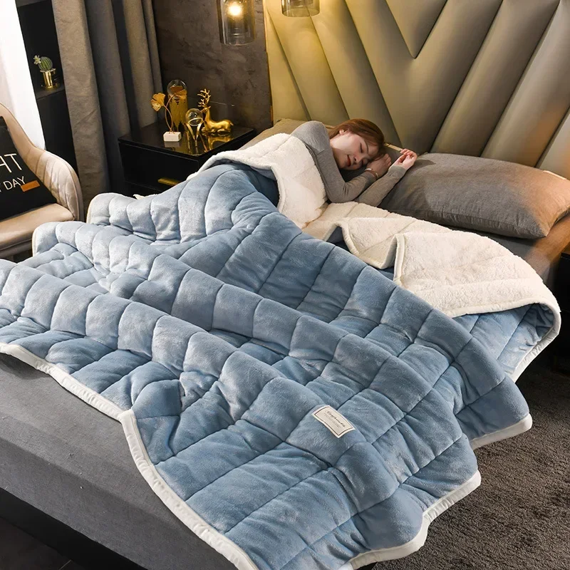 

New Thick Imitation Lamb Wool Blanket Winter Double-sided Three-layer Quilted Blanket Skin-friendly Cozy Warm Bed Cover Blanket