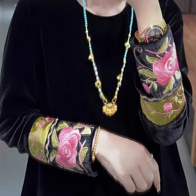 

Ethnic Style Chinese Velvet T-shirt Tops Women Autumn New National Trend Embroidered Splicing Long-sleeved Bottoming Shirt