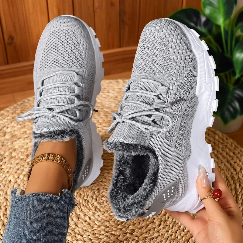 Women's Winter Warm Sports Shoes with Non Slip Soles Suitable for Cold Weather, Outdoor Walking Sports Shoes