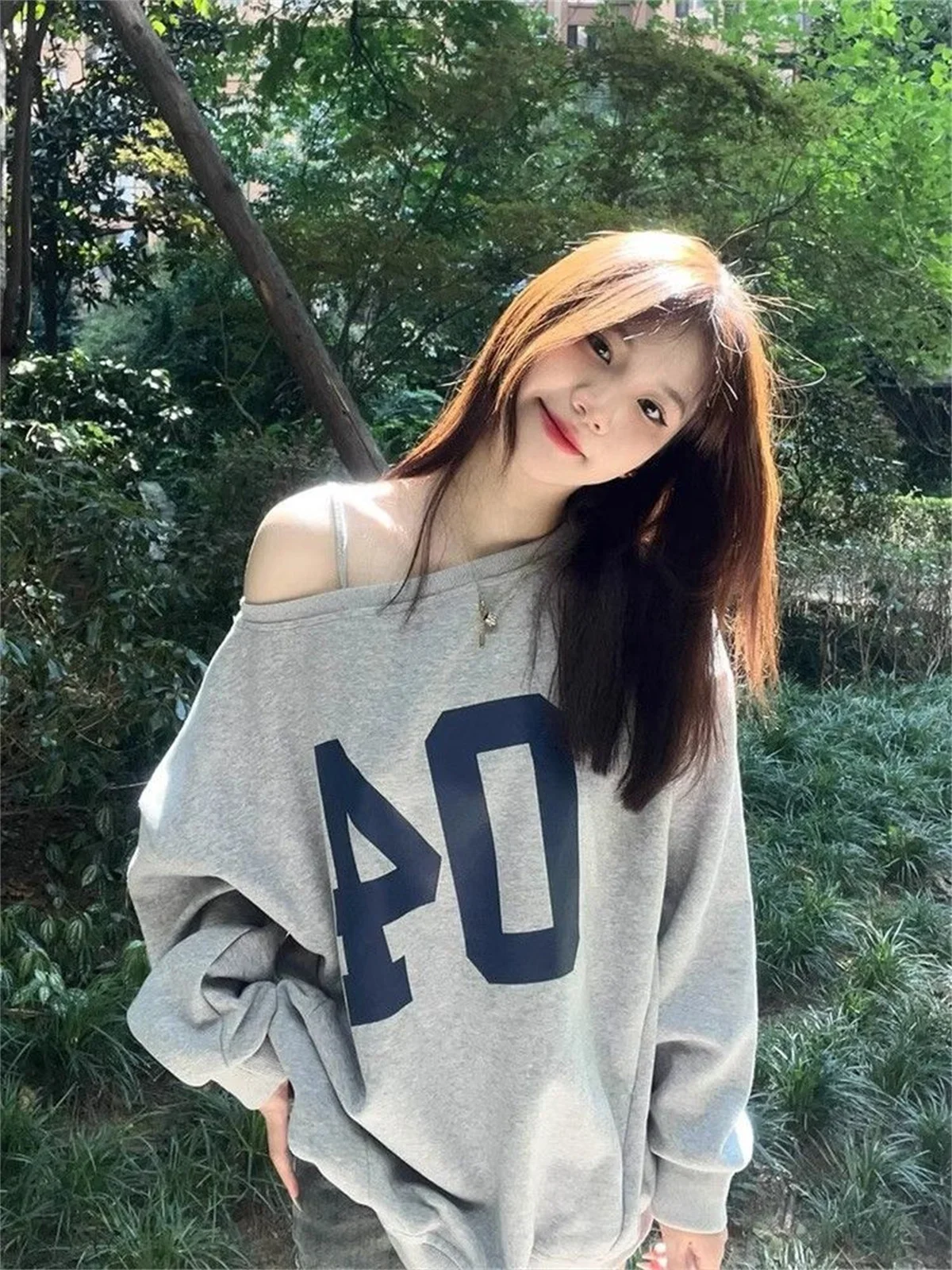 Loose Fit Reversible Hoodie Women's Wide Shoulder Top American Vintage Slouchy Off-Shoulder Sweater for Cool Girls in Fall