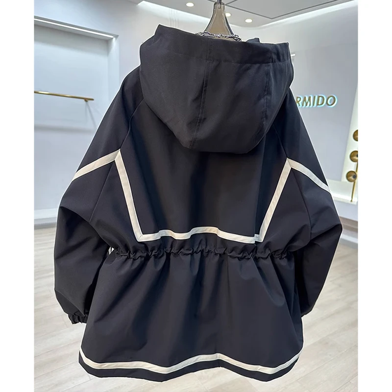 European Goods High-end Ribbon Stitching Contrast Jacket Women's 2025 New Spring and Autumn Leisure Loose Slim Short Trench Coat - Image 4