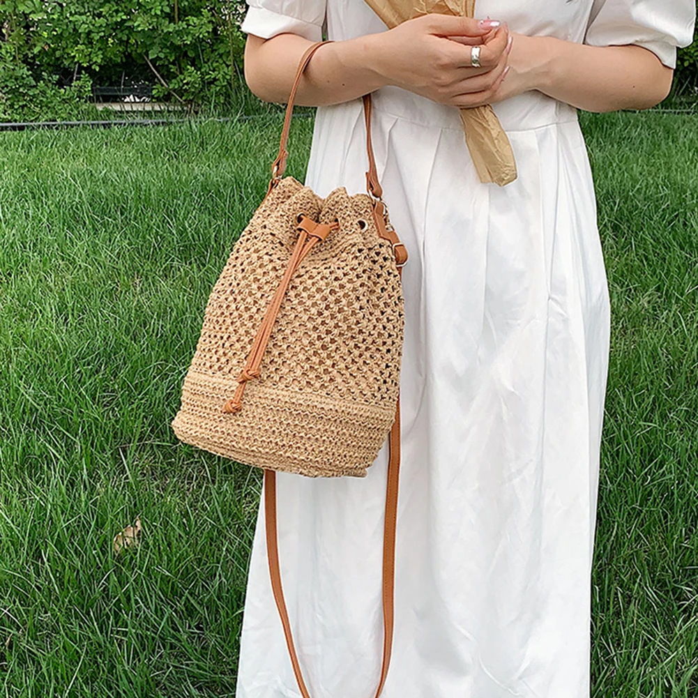 summer-straw-shoulder-bags-drawstring-women's-straw-bucket-bag-purse-raffia-woven-straw-handbags-casual-boho-beach-crossbody-bag
