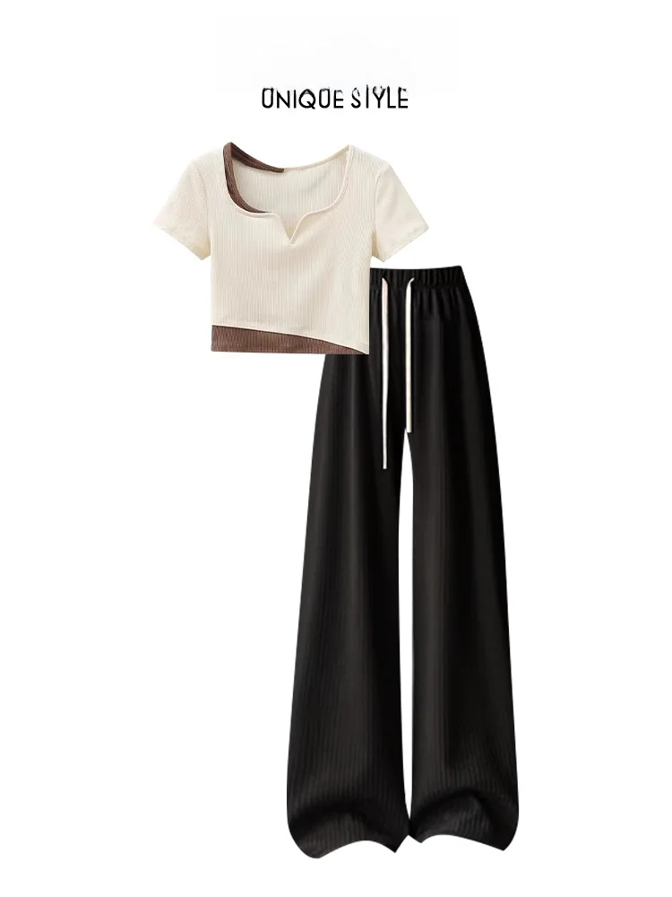 

Комплект для женщин: футболка Slim Fit с коротким рукавом из ледяного шелка и повседневные брюки с цветными блоками в корейском стиле, простой и модный дизайн.