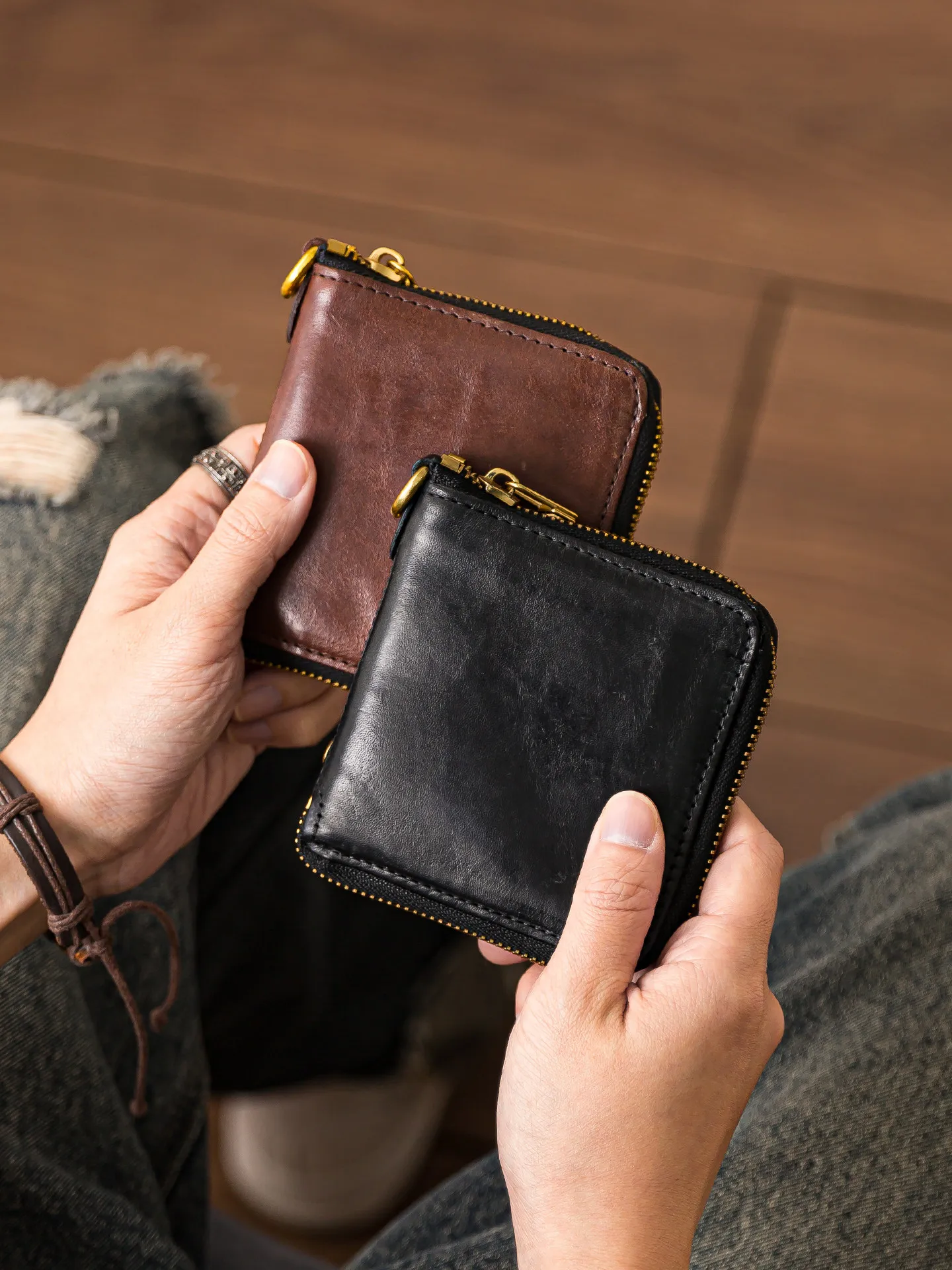 

PNDME simple vintage high quality first layer cowhide men's short small wallet casual luxury handmade genuine leather coin purse