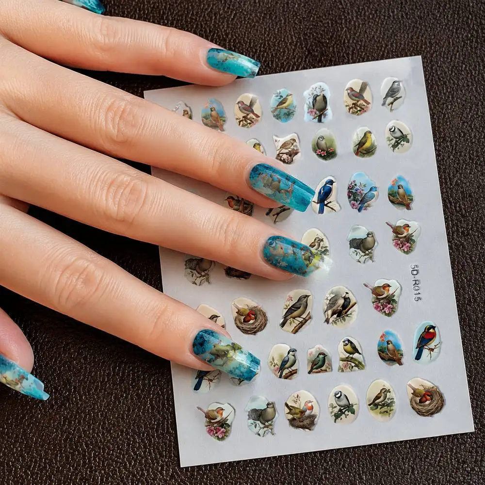 1 Stück Nagelaufkleber mit Blumenhintergrund und gemischten Vögeln, bunter und glänzender Nagelaufkleber mit Vögeln, Fantasy-Nagelaufkleber mit ausgefallenen Stilen, Vögel-Nagelaufkleber