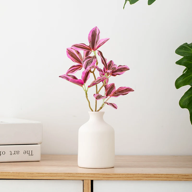 White ceramic vase decorative item for living room flower arrangement, luxurious and high-end feeling, flower water culture flow