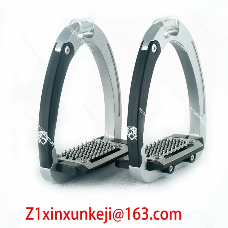 Safety Stirrups 125mm Saddle Accessories Aluminum Alloy Material Equestrian Equipment Complete Set