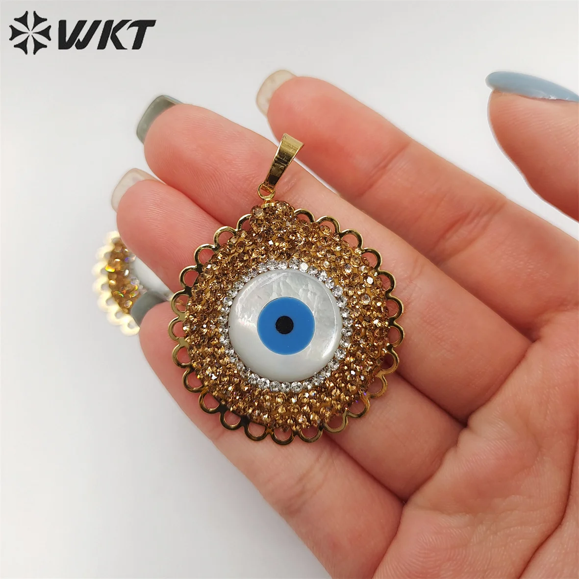 WT-JP314 Amazing Gorgeous handmade Rhinestone MOP Eye pendant Gold plated Natural shell Energy EVil eye jewelry pendant