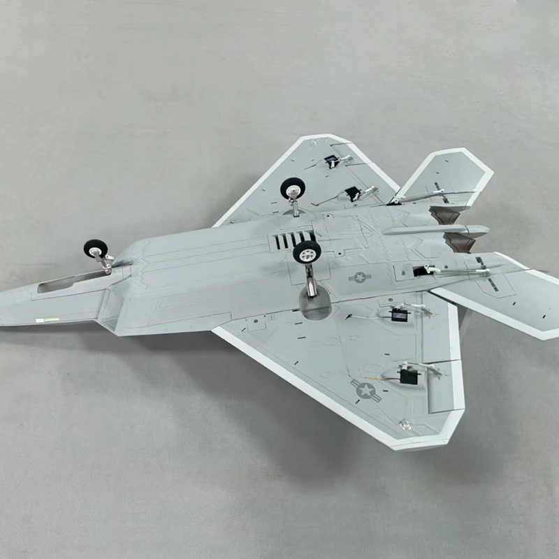 F22 64 مللي متر أنبوبي التحكم عن بعد طائرة نموذجية باستخدام الحاسب الآلي امتصاص الصدمات الهبوط مع رفرف ثابت الجناح رابتور مقاتلة F-22