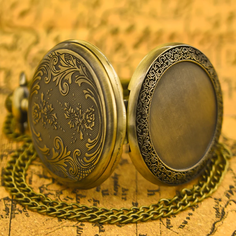 Vintage Bronze Creative Texture Fashion Accessory Fine Chain Quartz Pocket Watch Unisex Student Gift